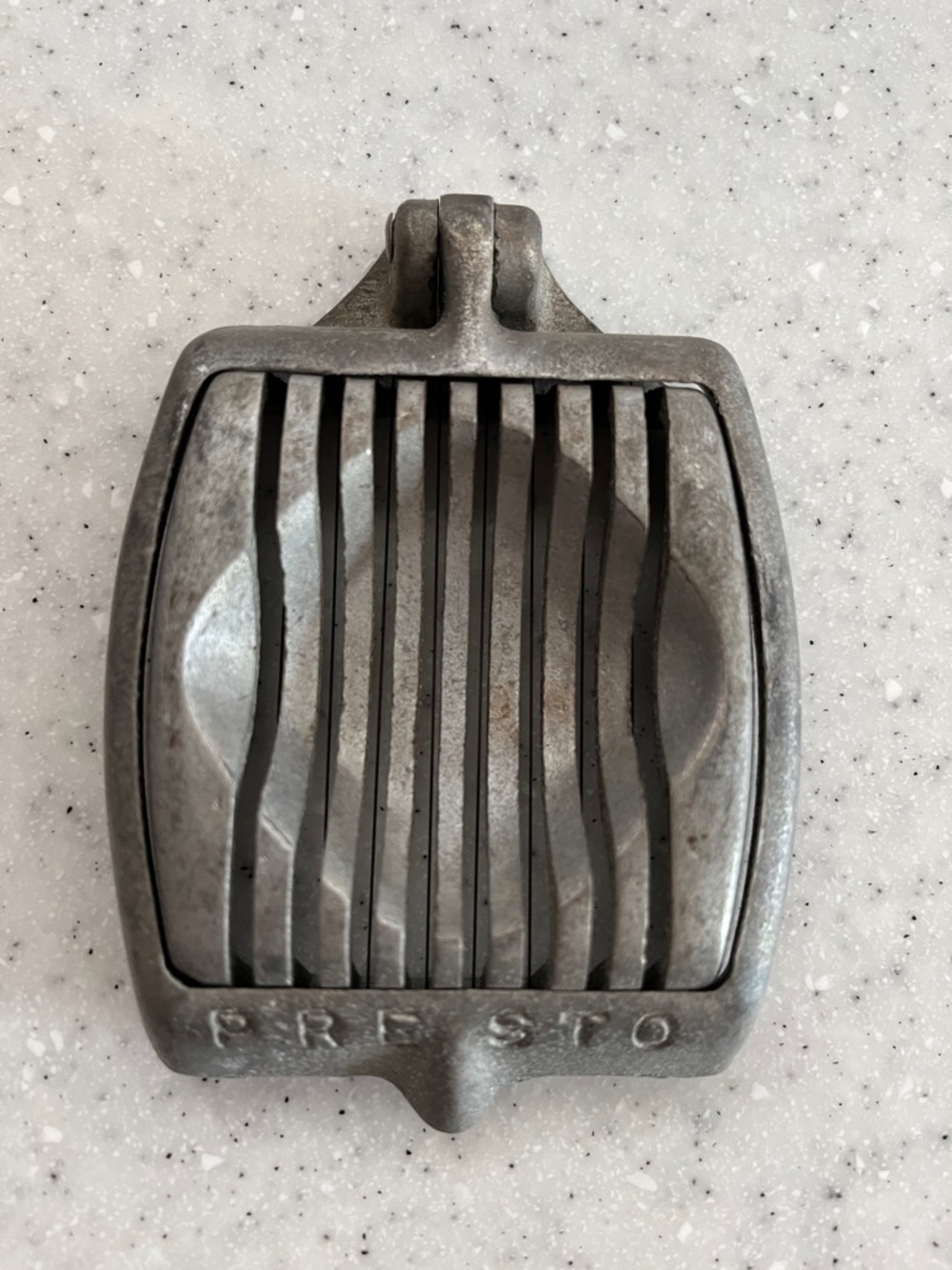 Vtg PRESTO Aluminum 4-Way Egg Or Avocado Slicer Kitchen Tool Kitchen Utensil